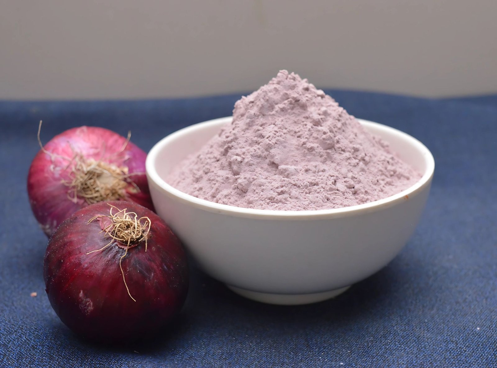 red onion powder.jpg load=